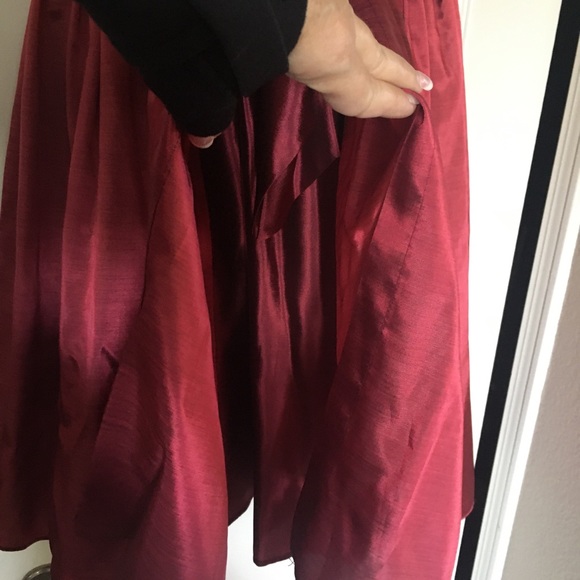 ‘Little Miss’ Taffeta & Velvet Dress - Picture 6 of 8